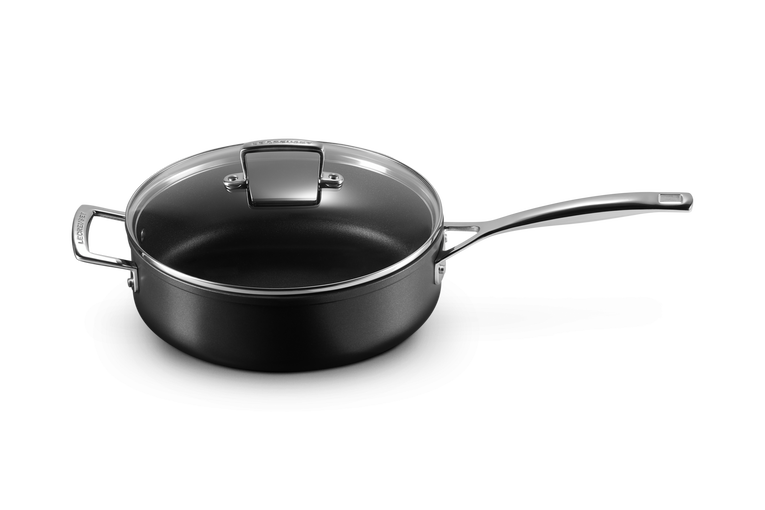 Teflon store saute pan