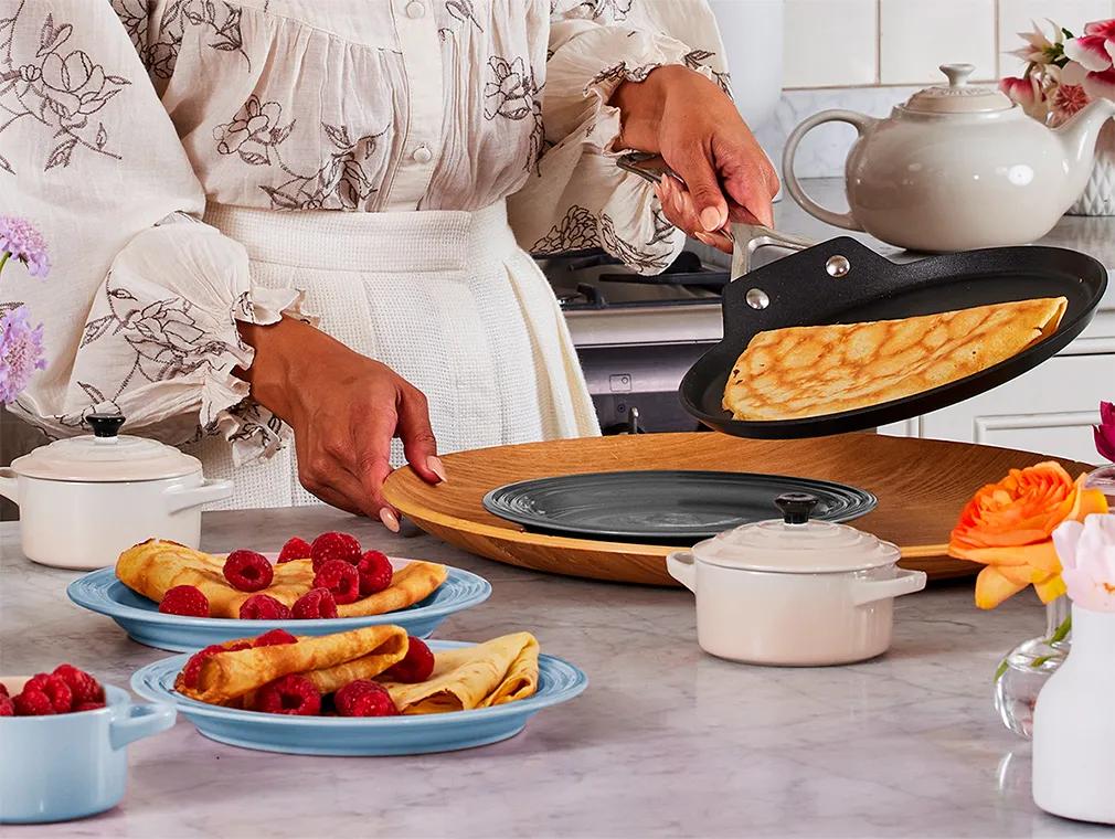 Sunday Morning Strawberry and Cream Crêpes